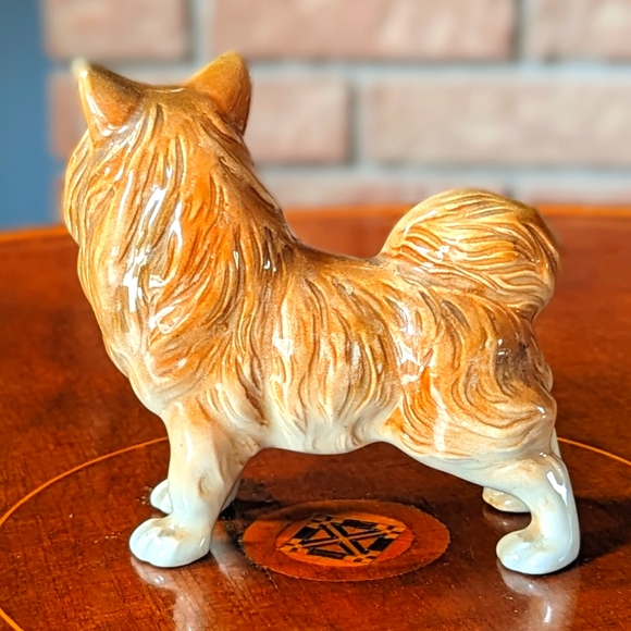 Vintage Occupied Japan Porcelain Akita Dog Figuring - Mint Condition Collectible - Picture 6 of 6